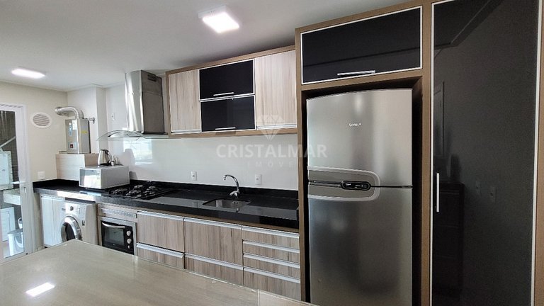 L052 - Apartamento com Vista para o Mar e 3 Dormitórios em C
