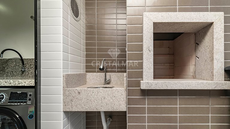 L006- Apartamento completo com 2 suítes, a 250 metros da pra
