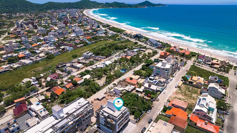 L006- Apartamento completo com 2 suítes, a 250 metros da pra