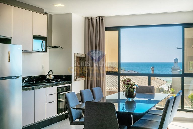 L037 - Apartamento com Vista para o Mar a 50m da Praia em Ca