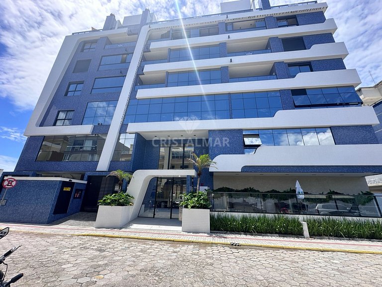 Apto novo/2 suites com piscina/Canto Grande
