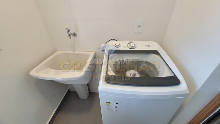 Apartamento de 2 suítes em Canto Grande