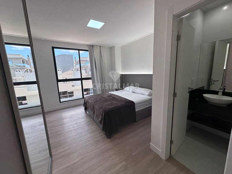 L027- Duplex penthouse with Jacuzzi 3 suites