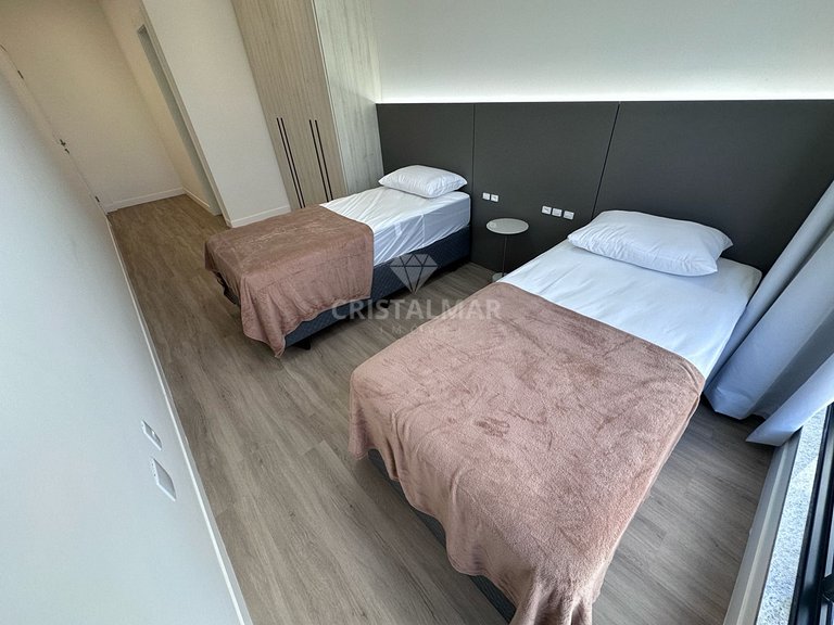 L027- Cobertura dúplex con jacuzzi y 3 suites