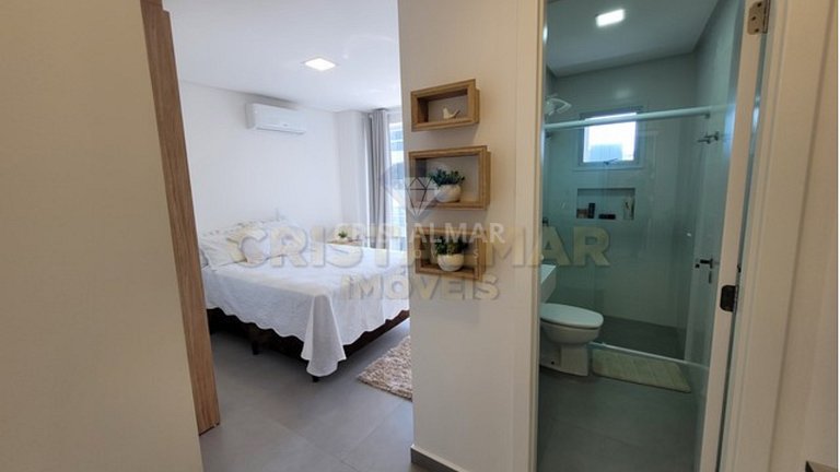 Apartamento de 2 suítes em Canto Grande