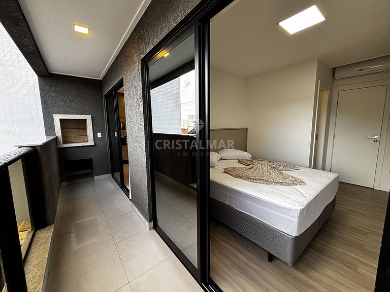 L026- Apartamento nos fundos, no primeiro andar, edifício co