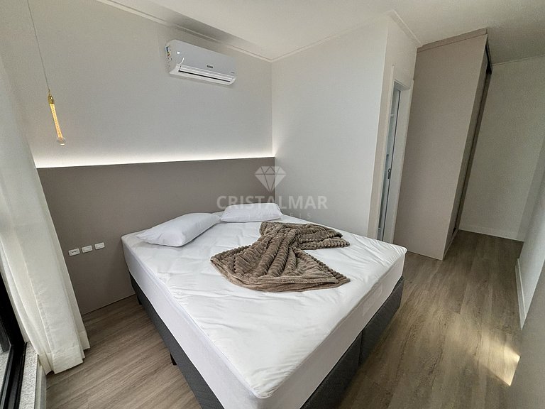 New apartment with 3 bedrooms 150 meters from the beach