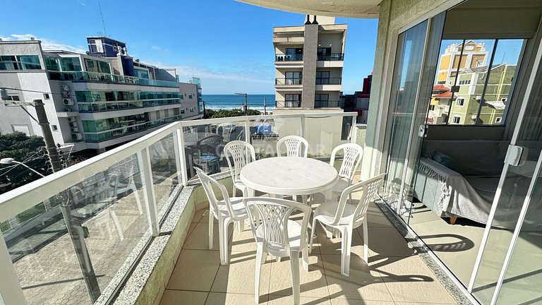 L020 - Apartment with sea view just 80 meters from the beach
