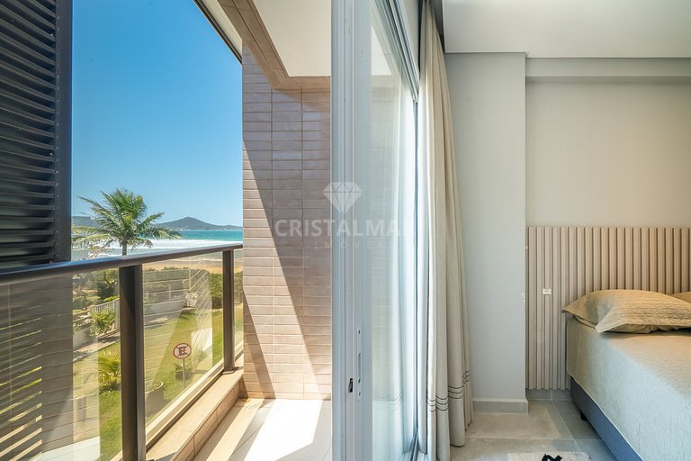L012 - High-end duplex penthouse by the sea in Canto Grande