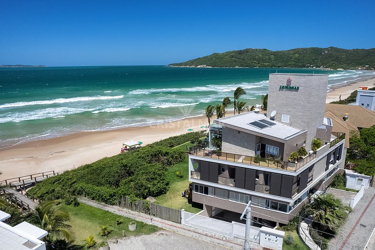 L012 - High-end duplex penthouse by the sea in Canto Grande