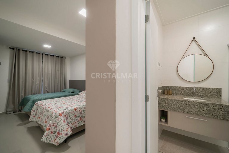 L004- Garden Apartment 250m from the Sea in Canto Grande