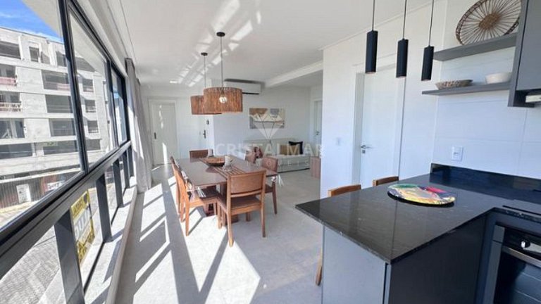 L022 - Apartamento con 3 suites a 100 metros de la playa en
