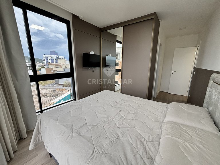 L010A - Apartment with 3 suites 100 meters from the beach in