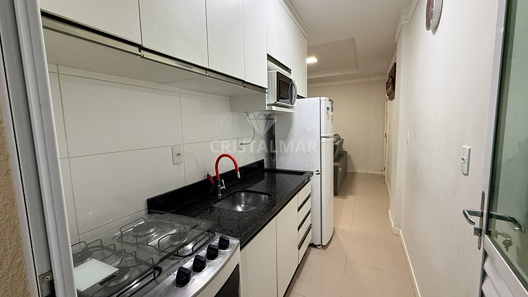 008- Apartamento Completo a 230 Metros da Praia de Bombas At