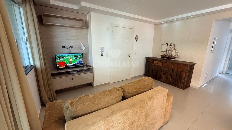 018-Apartamento Amplo a 80m da Praia de Bombas com Churrasqu