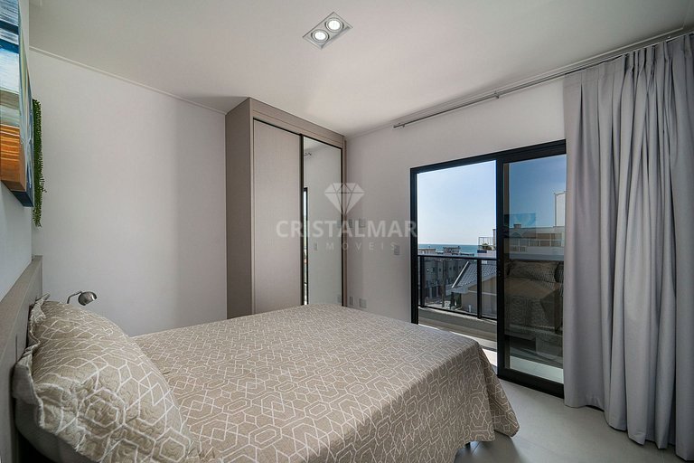 3-bedroom apartment with sea view and Macaco Hill view