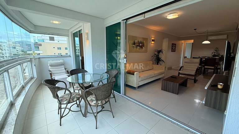 015- Apartamento 3 Quartos a 100 Metros da Praia  Descrição