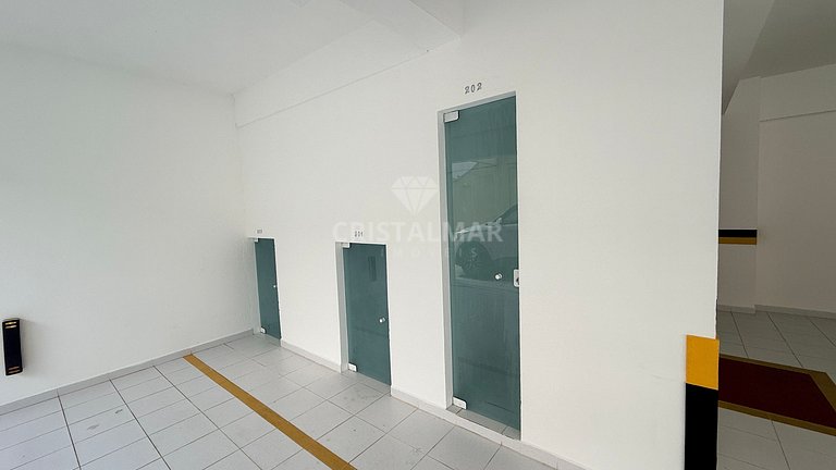 015- Apartamento de tres habitaciones a solo 100 metros de l
