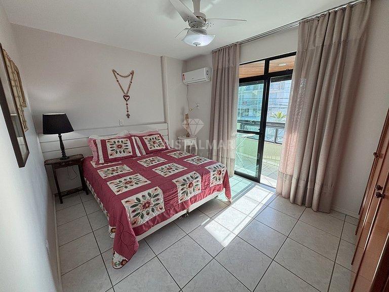 174B- Apartamento com Vista a 50 Metros da Praia de Bombas