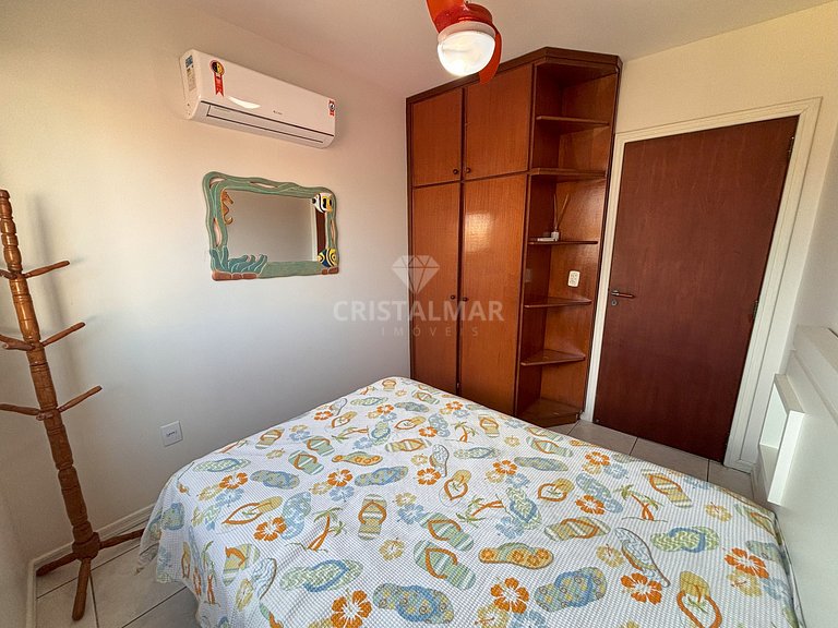 174B- Apartamento com Vista a 50 Metros da Praia de Bombas