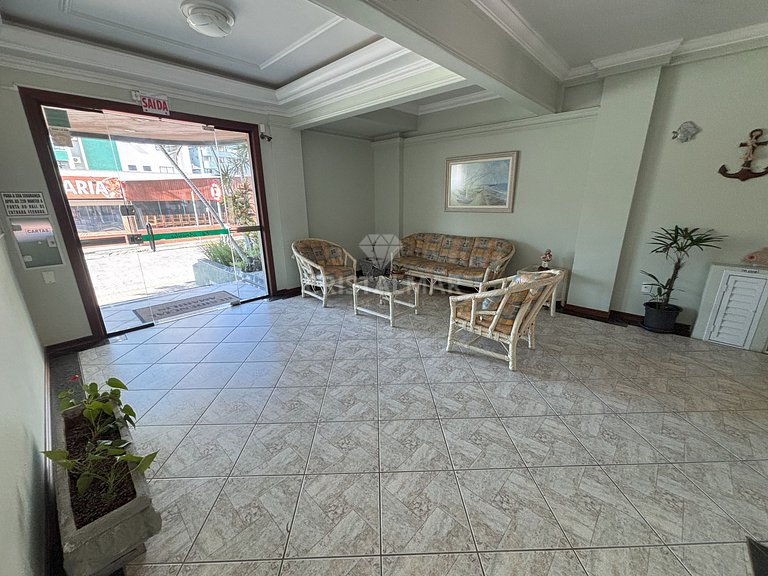 174B- Apartamento com Vista a 50 Metros da Praia de Bombas