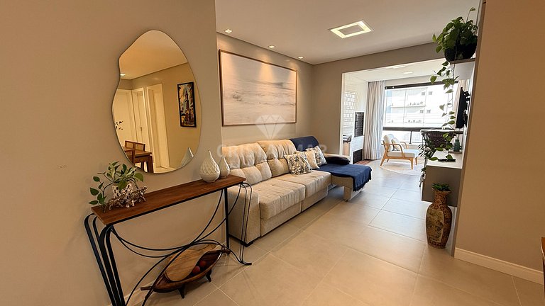 072- 3-Bedroom Apartment with Sea View in Bombas