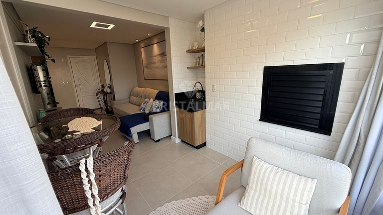 072- Apartamento de 3 habitaciones con vista al mar en Bomba