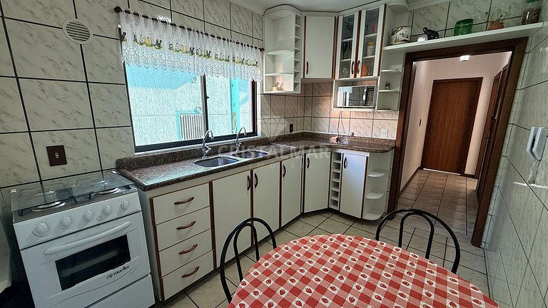 051- Apartamento para 5 Pessoas a 50m do Mar