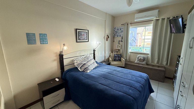 156- Apartamento para 8 Pessoas a 270 Metros da Praia de Bom