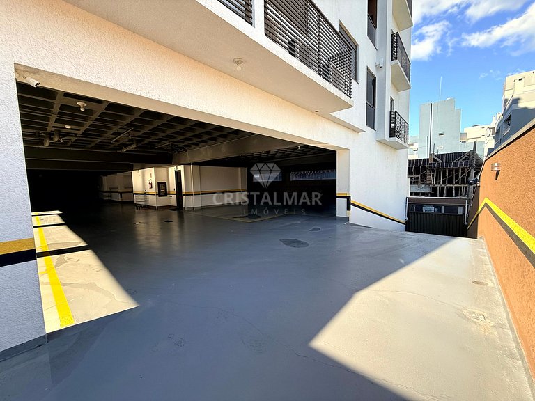 016- Apartamento com 2 quartos em Bombas