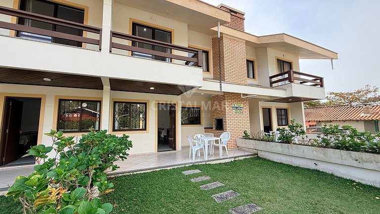 068C- Two-Bedroom Townhouse 50m from Bombas Beach