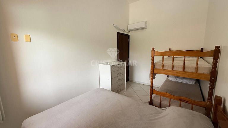 068C- Casa de dos pisos con 2 habitaciones a 50 metros de la