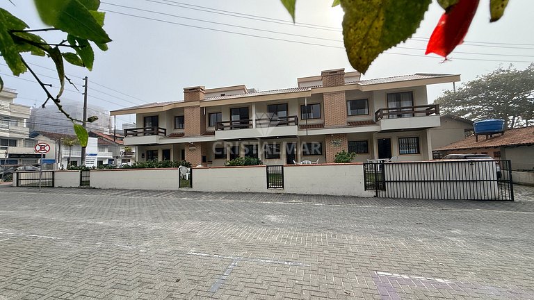 068C- Casa de dos pisos con 2 habitaciones a 50 metros de la