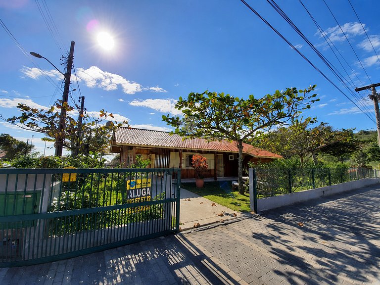 115A- Casa frente al mar en Bombas con jardín y parrilla