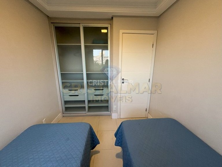 028- Apartamento con vista lateral al mar en Bombas
