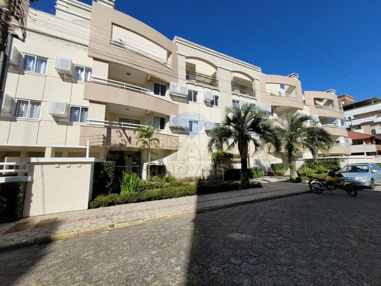 028- Apartamento con vista lateral al mar en Bombas