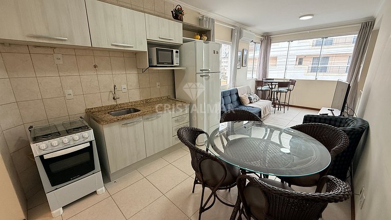 054- Apartamento  2 Quartos em Bombas (POR ESCADAS)