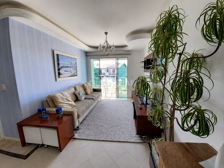 143- Apartamento com 3 Quartos em Quatro Ilhas