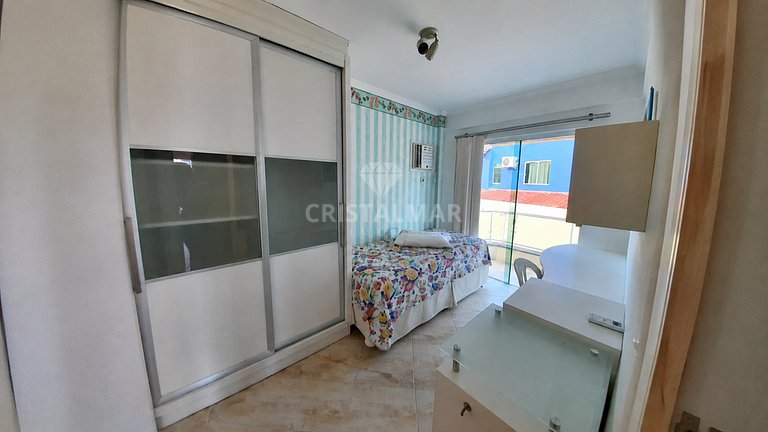 143- Apartamento com 3 Quartos em Quatro Ilhas