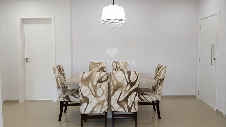237A- 2-Bedroom Apartment with Barbecue 450m from Bombas Bea