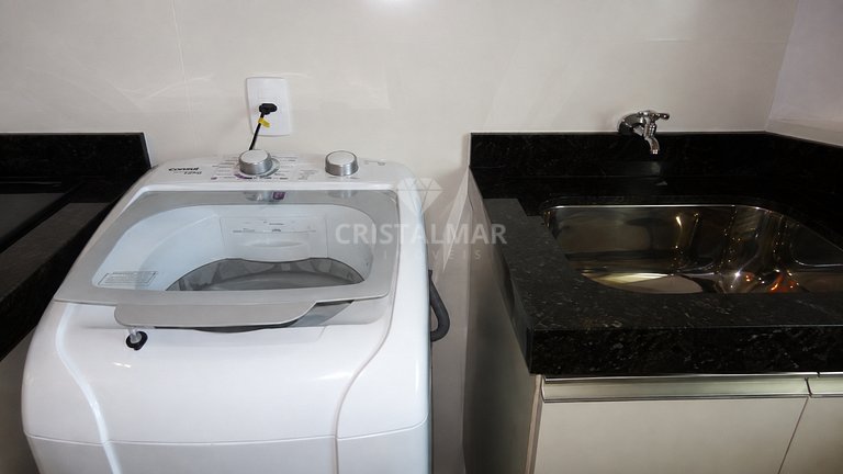 237A- 2-Bedroom Apartment with Barbecue 450m from Bombas Bea