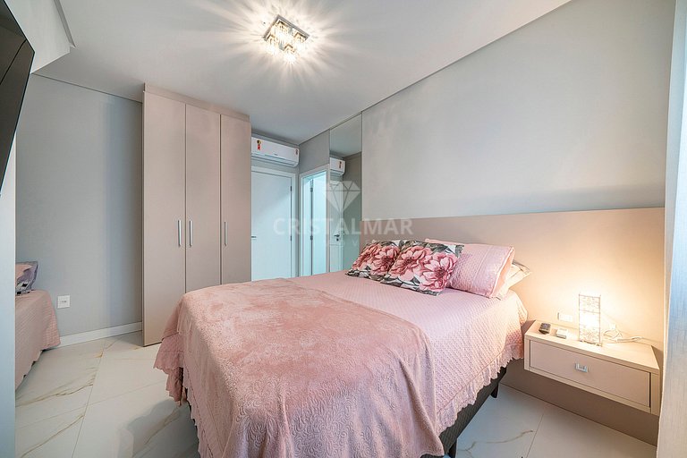 Seafront apartment in Canto Grande.