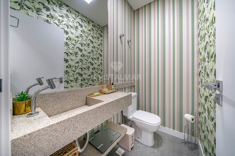 Seafront apartment in Canto Grande.