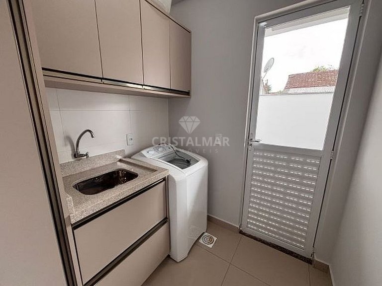 Beach house located 400 meters from Mariscal sea.