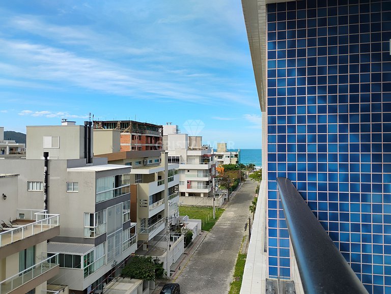 Apartamento en edificio con piscina en la playa de Canto Gra